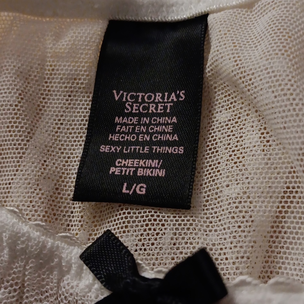NWT VICTORIA SECRETS WHITE STRING BIKINI LARGE - Picture 5 of 5